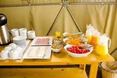 Breakfast in the geodesic dome